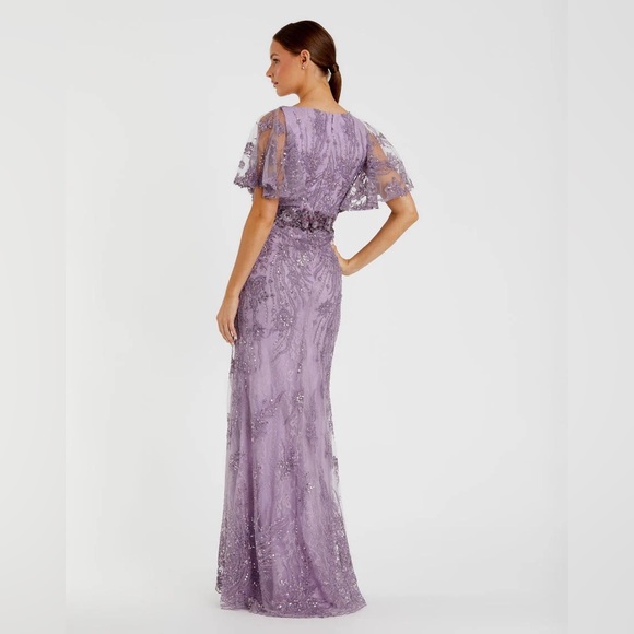 MAC DUGGAL
Vintage Flutter Sleeve Evening Gown - Picture 3 of 17